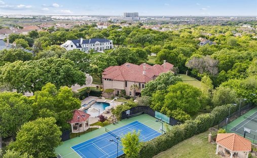 House in Plano, Texas, United States 1