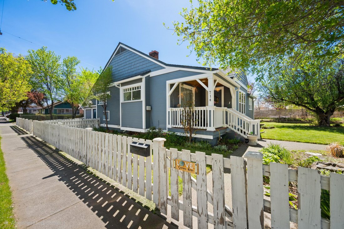 House in Redmond, Oregon, United States 1 - 17762217
