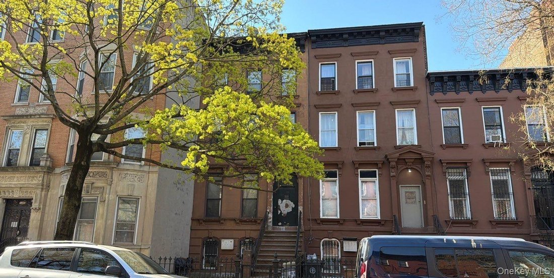 House in New York, New York, United States 1 - 17758238