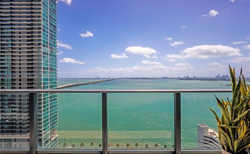 Condo in Miami, Florida, United States 1