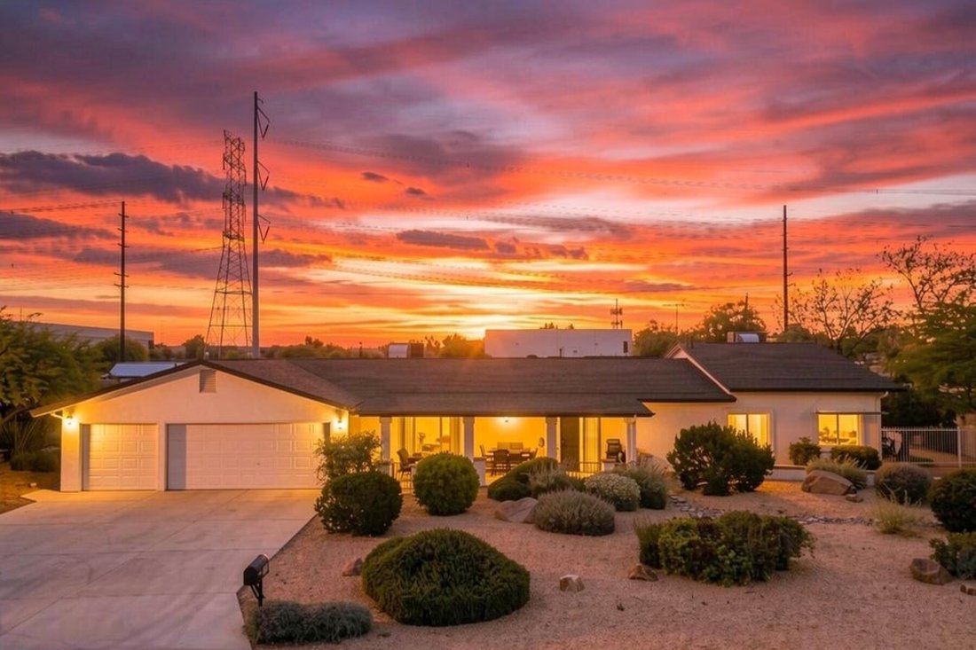 Chandler, Arizona, United States 1 - 17762825