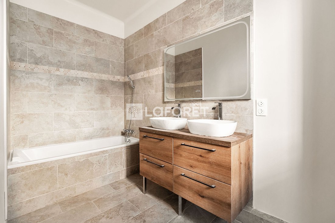 Apartment in Bois de Boulogne, Paris 16e Arrondissement, Paris 5 - 17756536