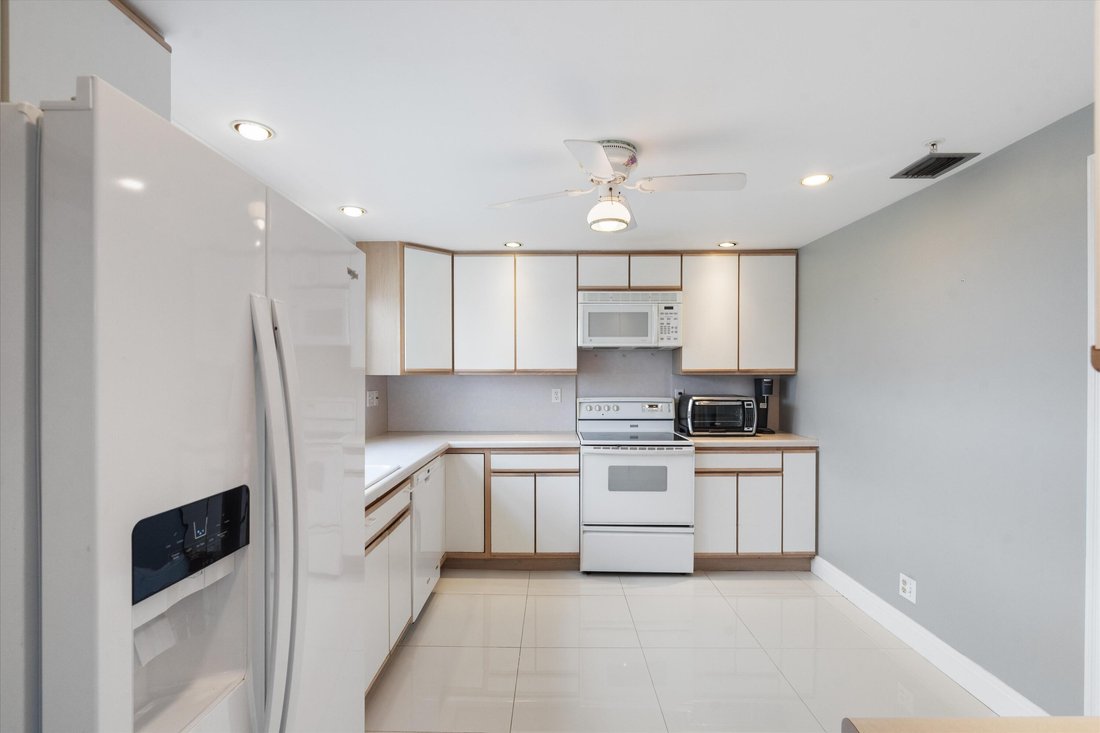 Condo in Boca Raton, Florida, United States 4 - 17756467