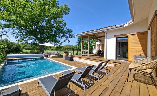 Villa in Vielle-Saint-Girons, Nouvelle-Aquitaine, France 1