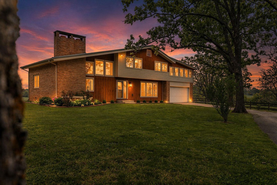House in West Plains, Missouri, United States 1 - 17283066
