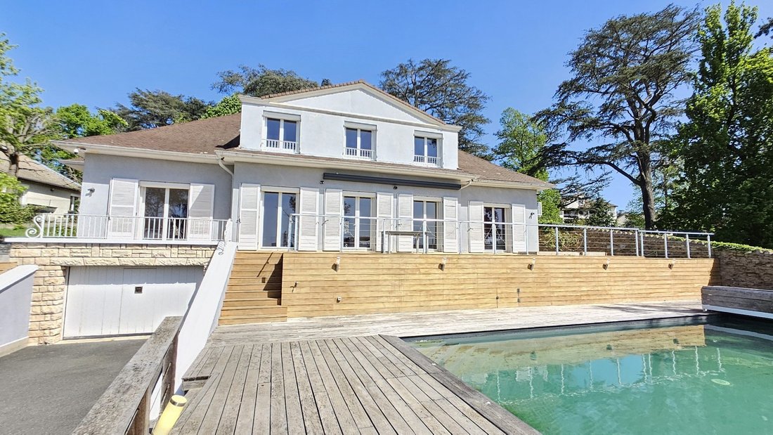 House in Saint-Priest-en-Jarez, Auvergne-Rhône-Alpes, France 3 - 17761444