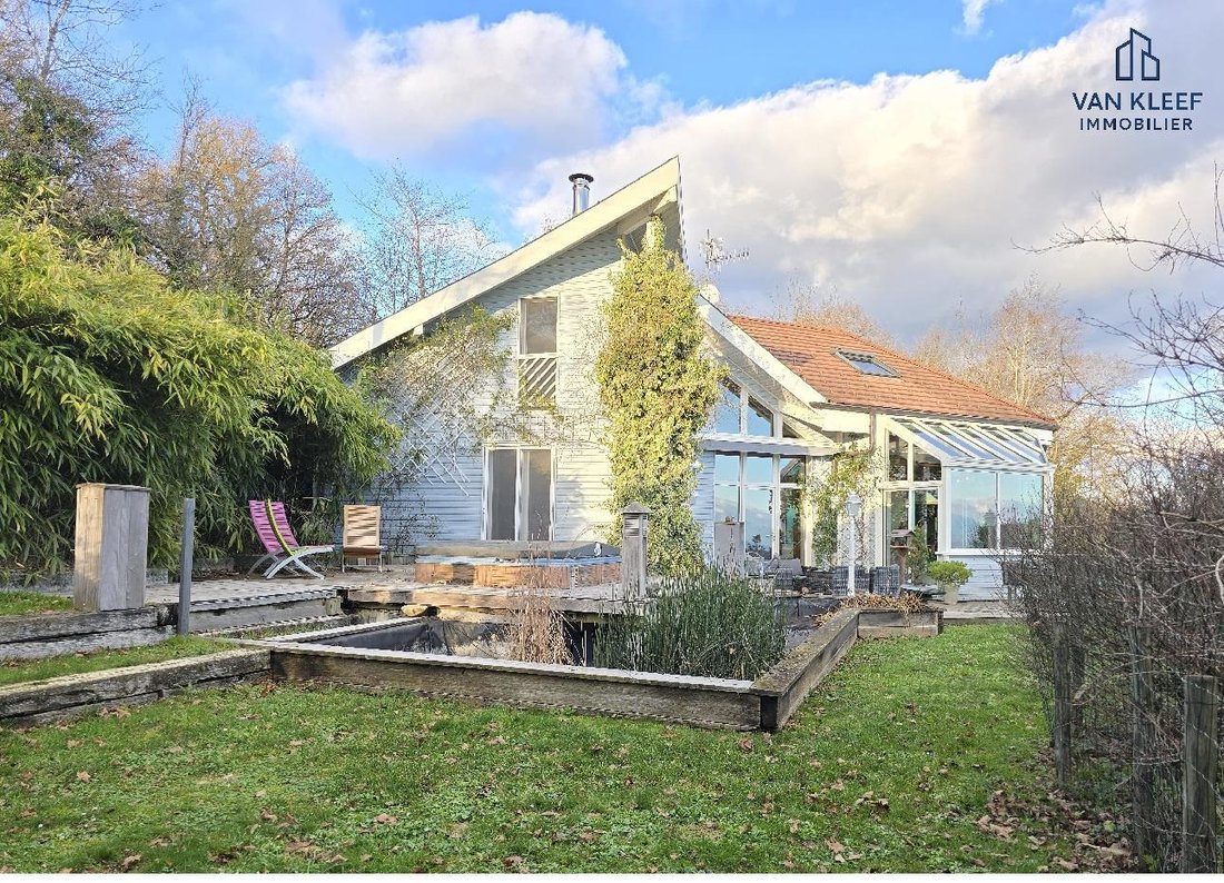 House in Échenevex, Auvergne-Rhône-Alpes, France 1 - 17756166
