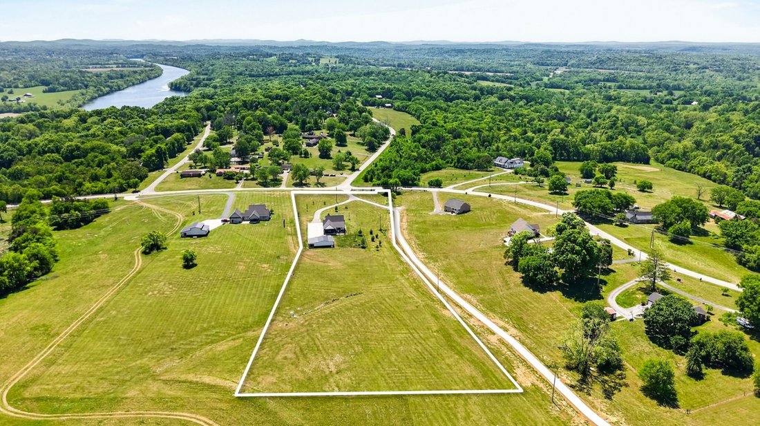 House in Hartsville, Tennessee, United States 3 - 17758908