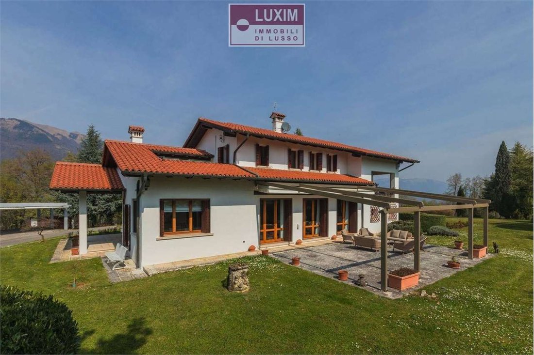 Villa in Crespano del Grappa, Veneto, Italy 4 - 17758259
