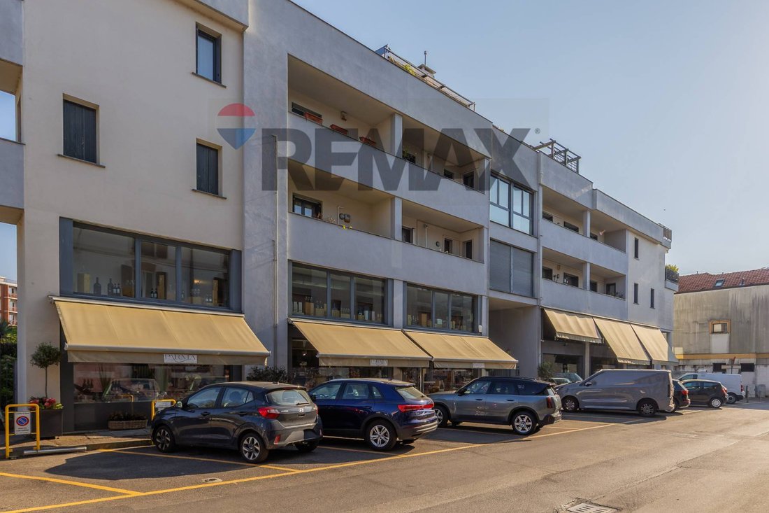 House in San Biagio-San Gottardo, Monza, Lombardy 2 - 17761087