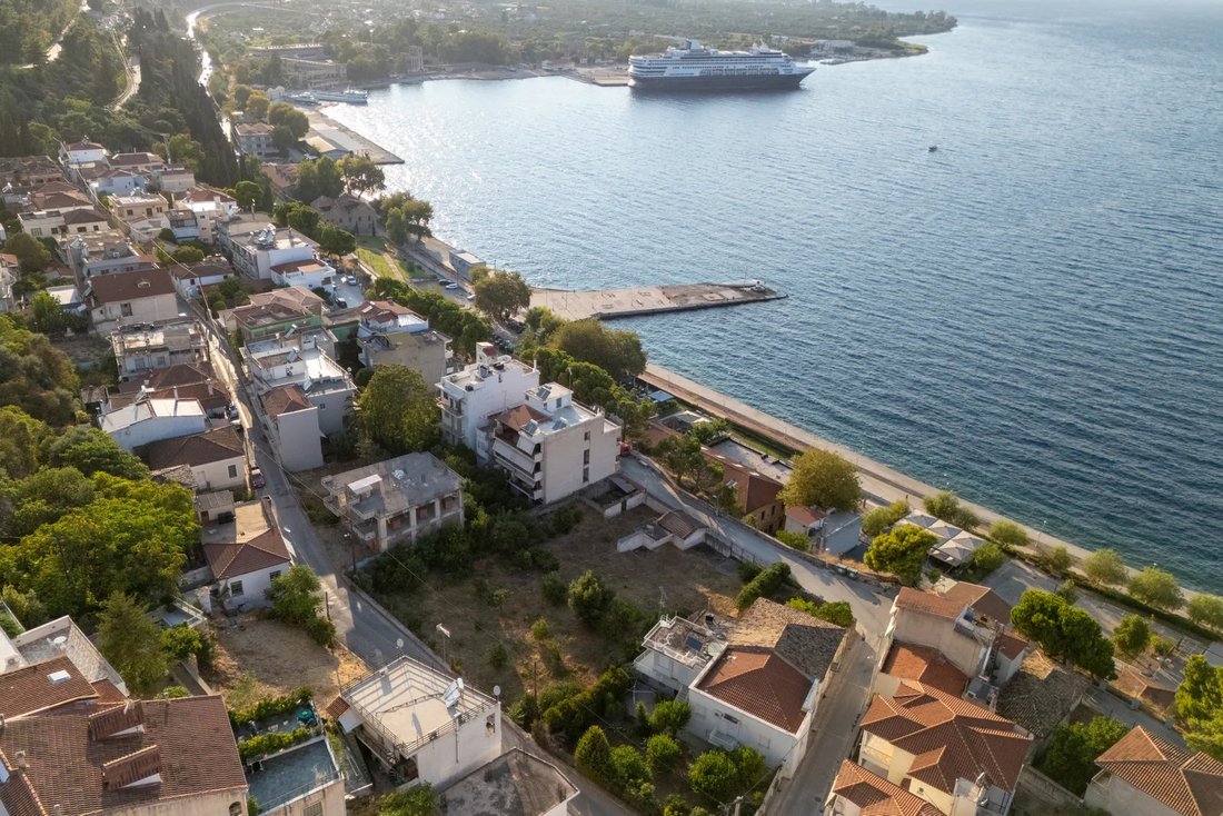 Land in Aigiou, Aigio, Greece 1 - 17758736