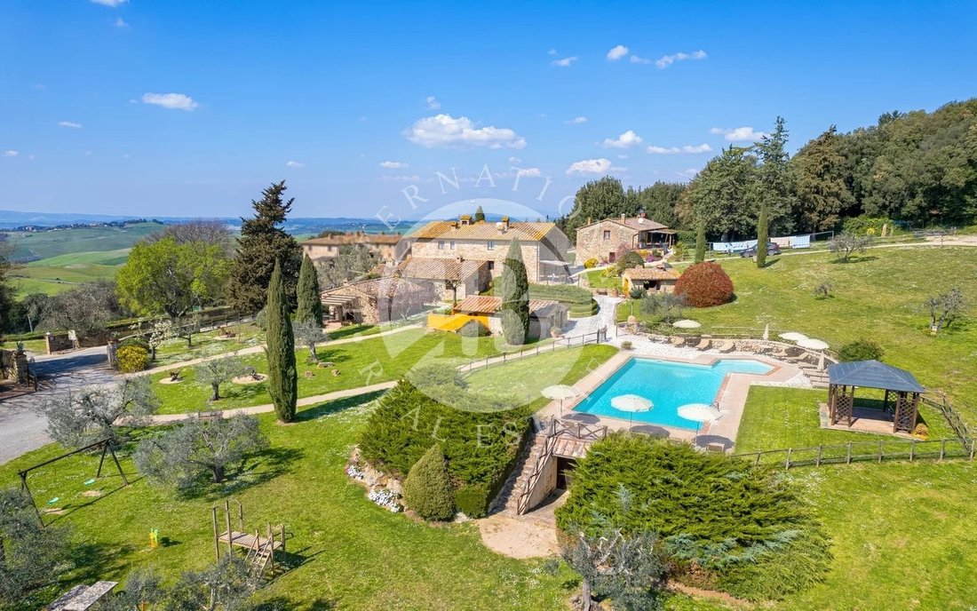 Estate in Gambassi Terme, Tuscany, Italy 1 - 17759065