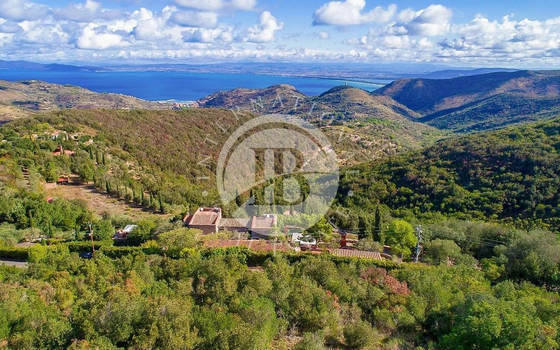 Villa in Porto Santo Stefano, Monte Argentario, Tuscany 3 - 17759024