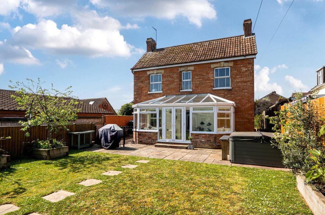 House in Somerset, England 1 - 17754861