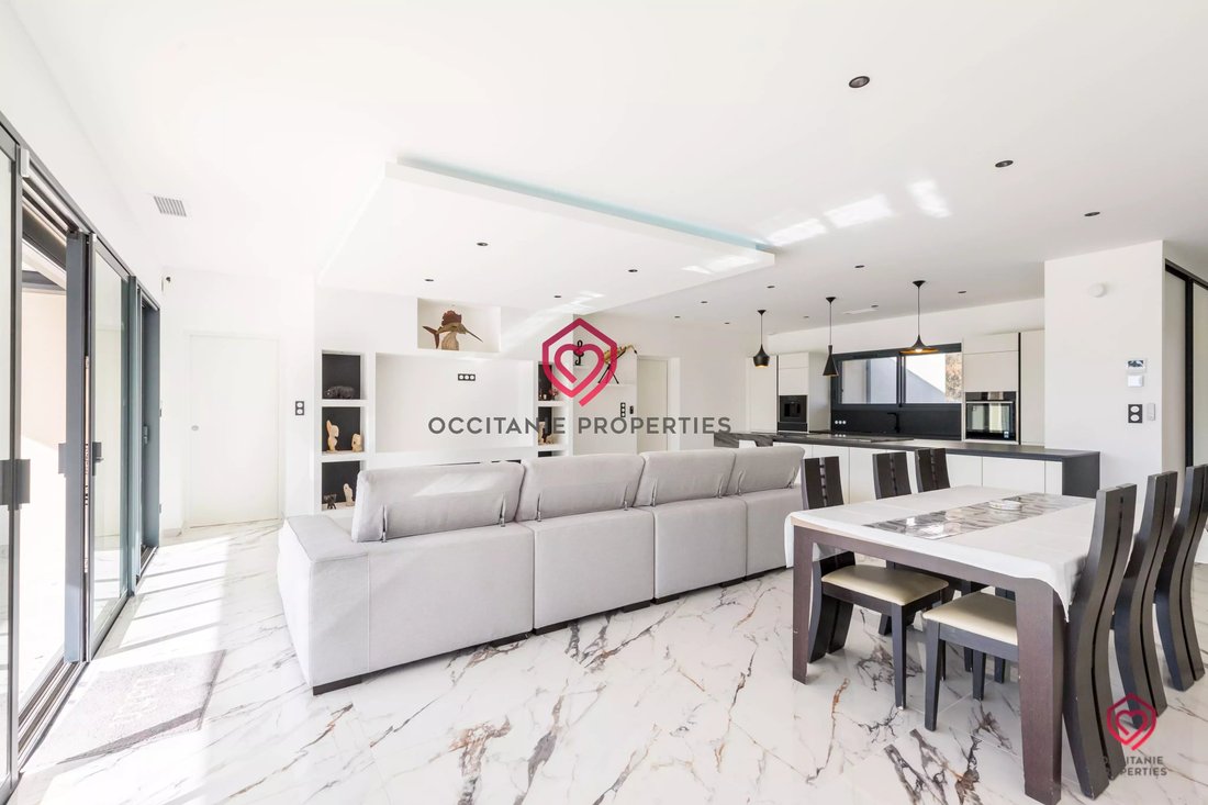 Villa in Boussens, Occitania, France 4 - 17352843