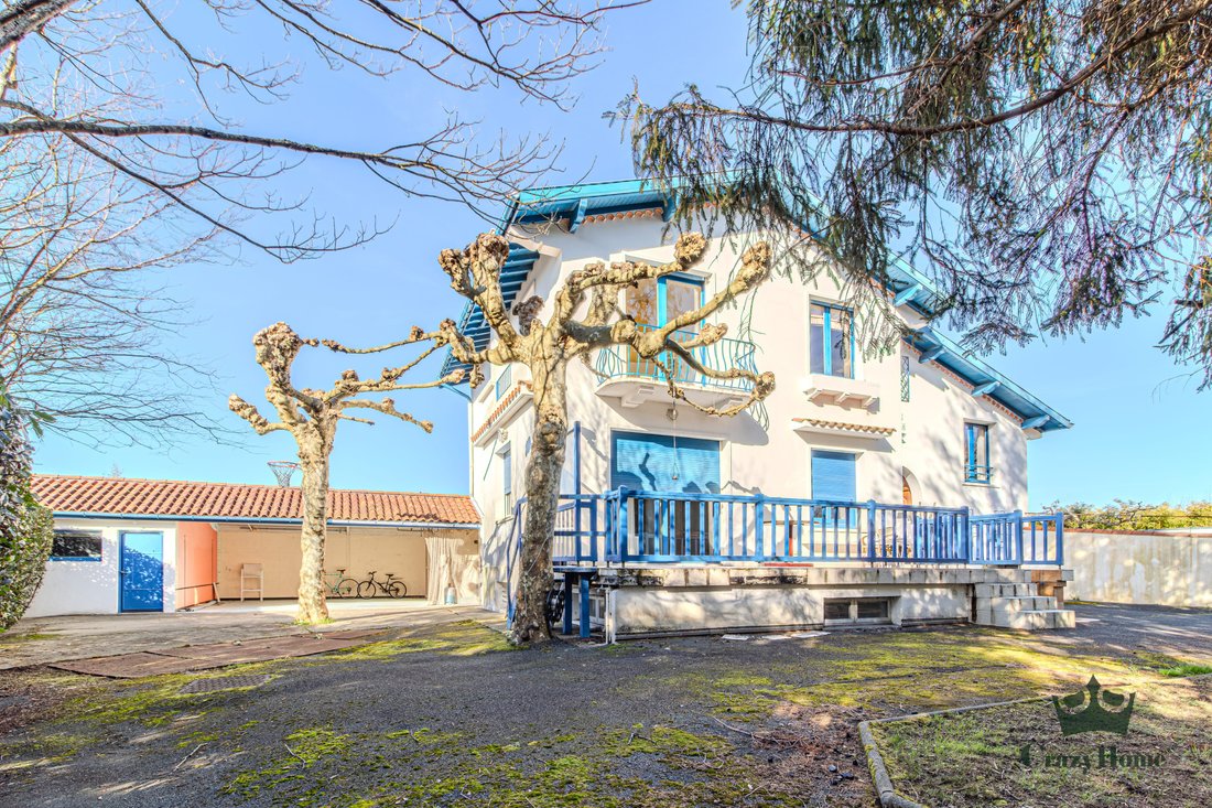 House in Saint Martin-Cité des Fleurs, Biarritz, France 1 - 17510695