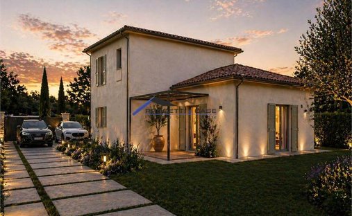 Villa in Center, Sarzana, Liguria 1