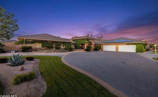 House in Palmdale, California, United States 1