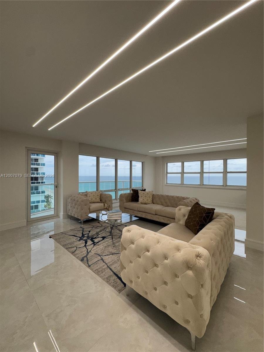 Condo in Fort Lauderdale, Florida, United States 2 - 17754798