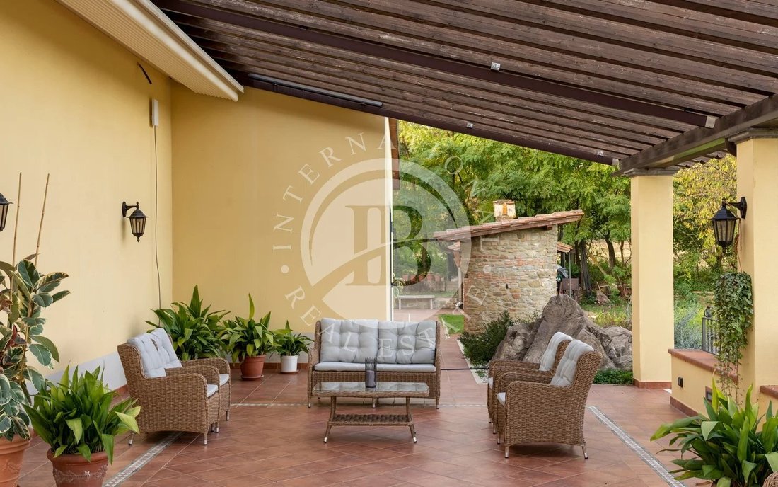 Estate in Vicchio, Tuscany, Italy 3 - 17758972