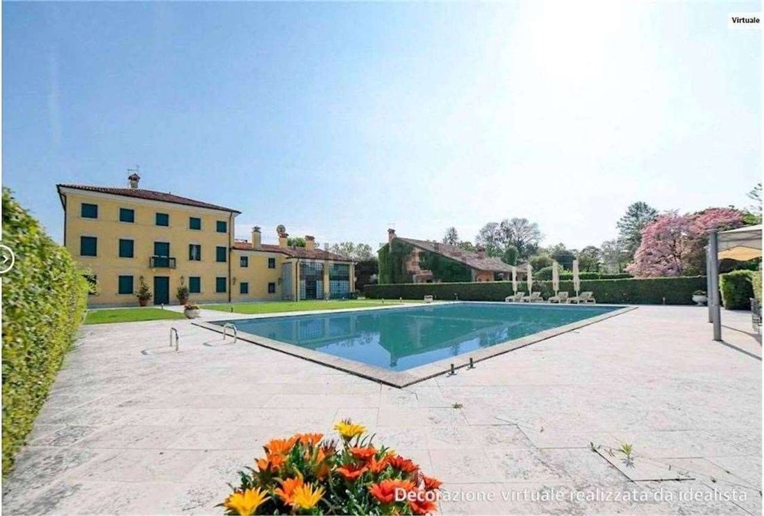 Villa in Pink, Veneto, Italy 2 - 17758217
