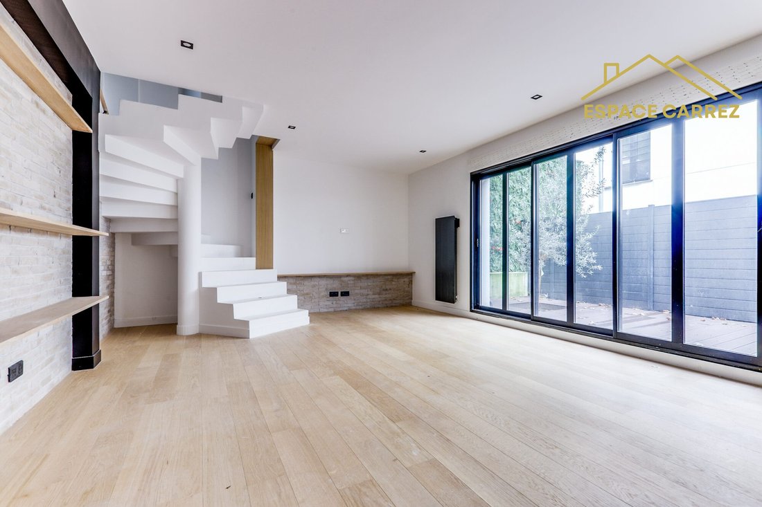 Apartment in Les Lilas, Ile-de-France, France 2 - 17761527