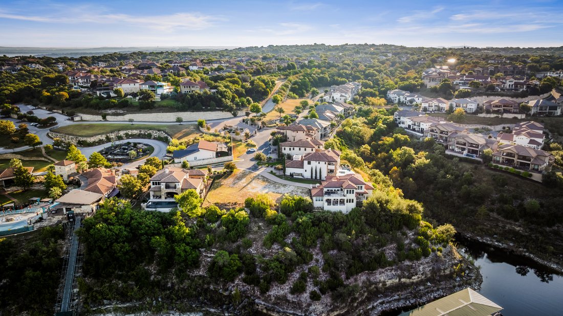 Land in The Hills, Texas, United States 1 - 17762813