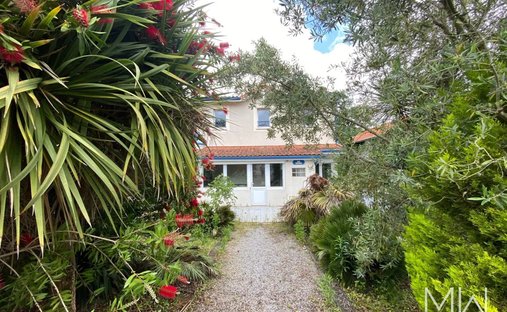House in Centre Cap Ferret, Lège-Cap-Ferret, France 1