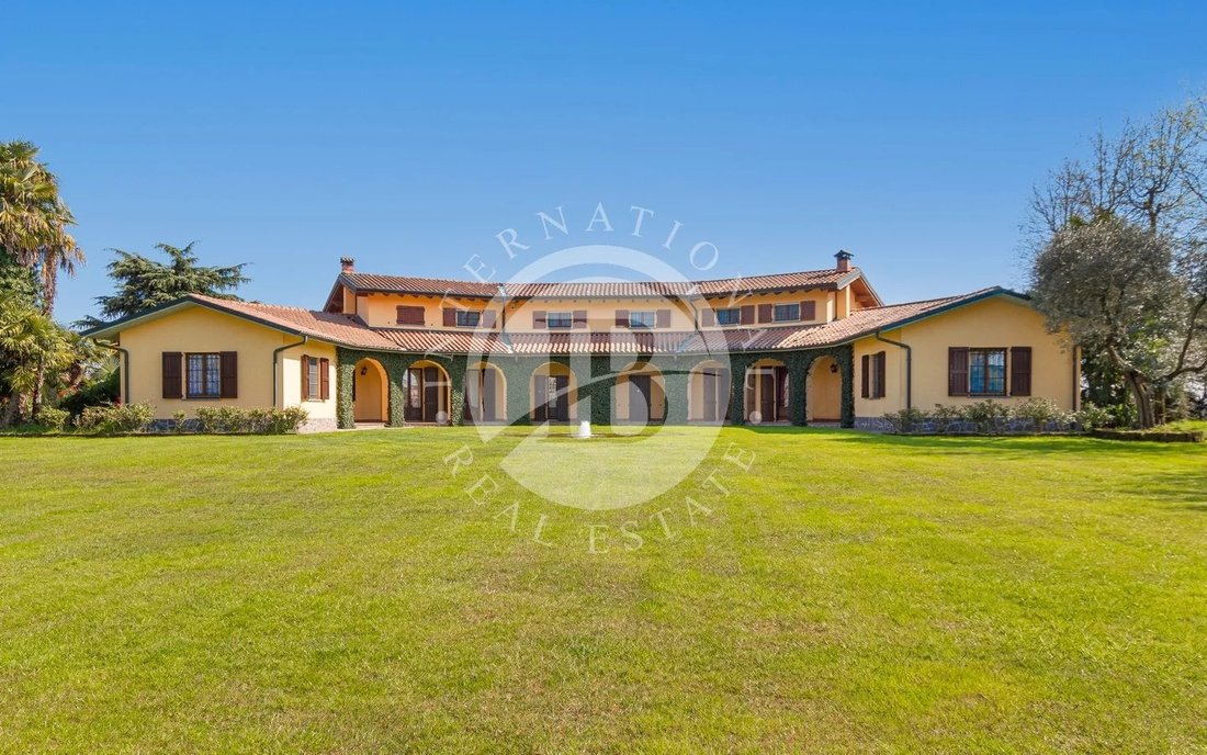 Villa in Settala, Lombardy, Italy 3 - 17758999