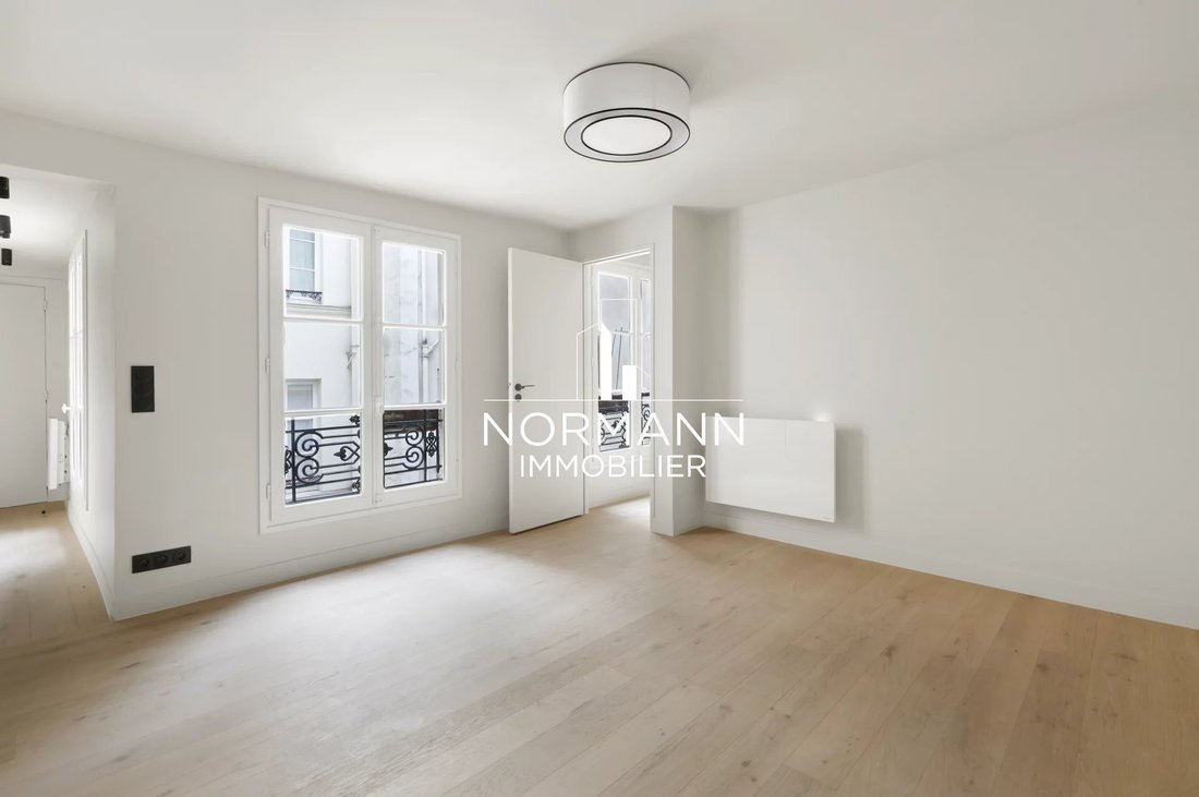 Apartment in Saint Gervais, Paris 4e Arrondissement, Paris 2 - 17759824
