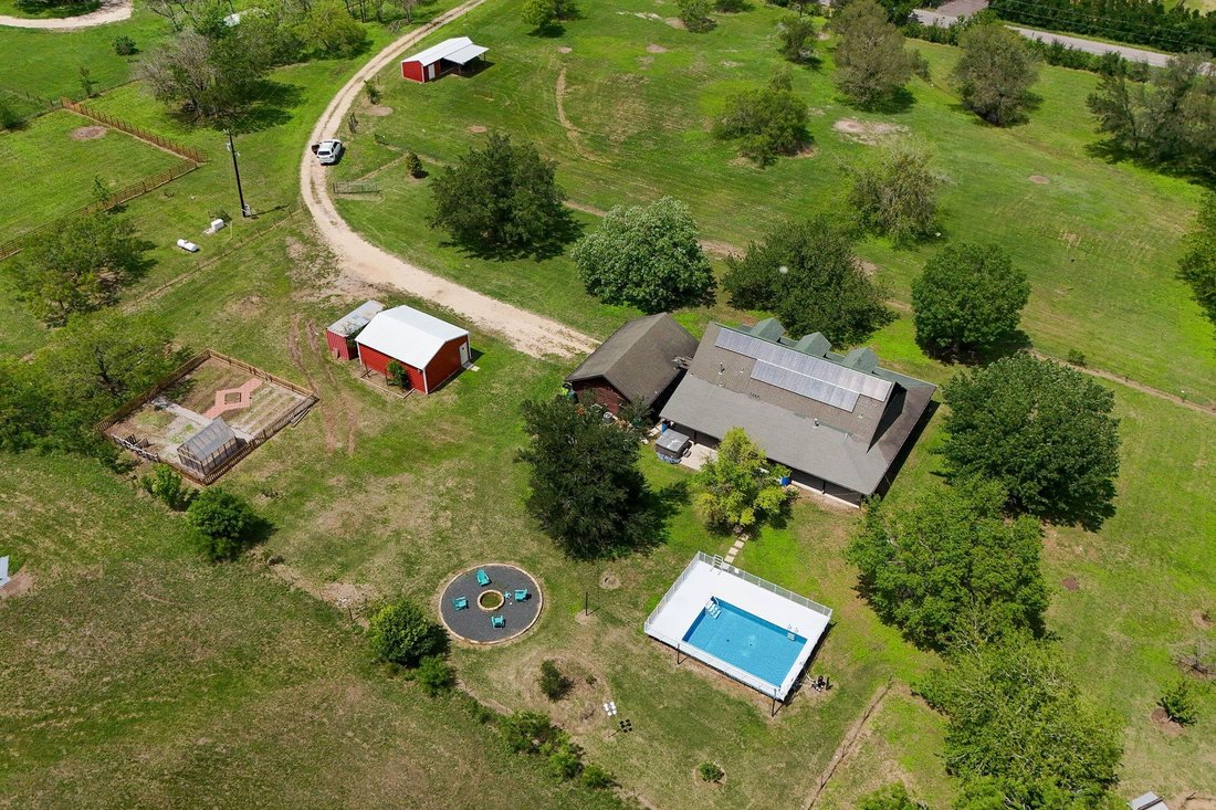 Casa en Elgin, Texas, Estados Unidos 2 - 17755704