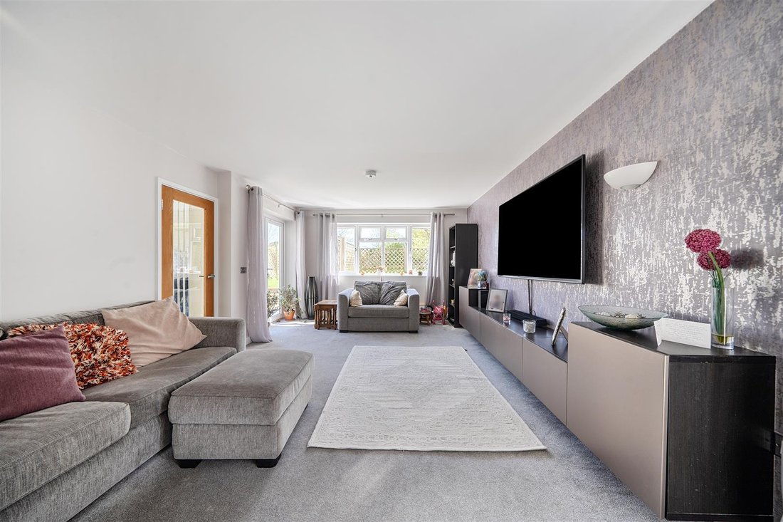 House in Guildford, England 2 - 17754906