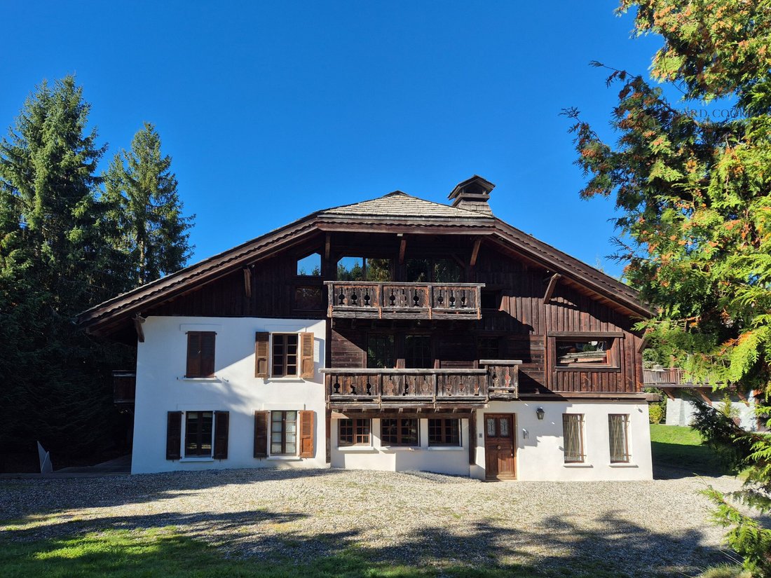 Chalet in Megève, Auvergne-Rhône-Alpes, France 1 - 16622152
