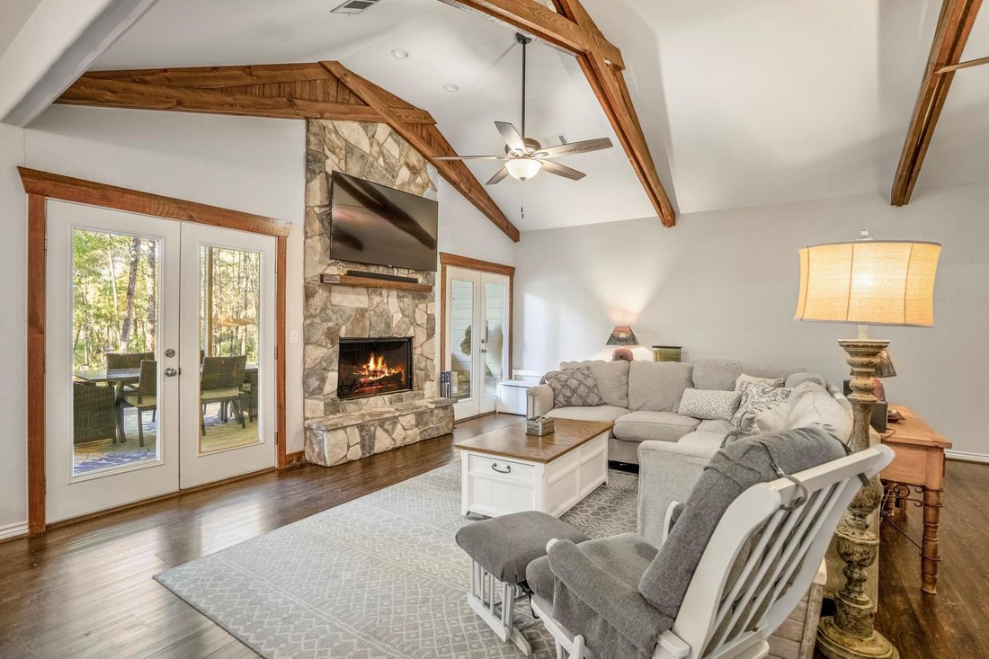 House in Montgomery, Texas, United States 5 - 17759888