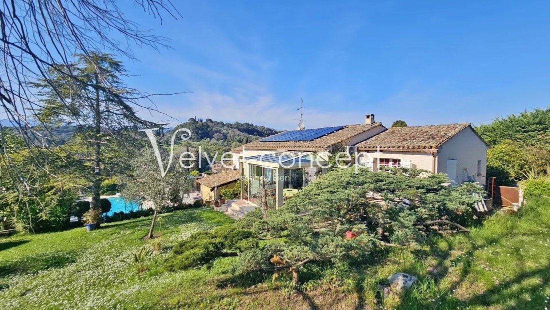 Villa in Vallée Verte-Issarts-Vignasses, Biot, France 1 - 17474343