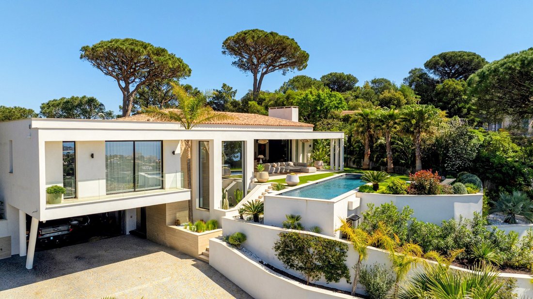 House in Ville-Les Saquedes-Le Bouillonnet, Sainte-Maxime, France 3 - 17760388