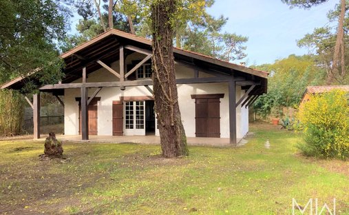 House in Lacanau, Nouvelle-Aquitaine, France 1
