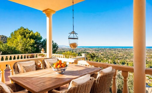 Villa in Dénia, Land Valencia, Spanien 1