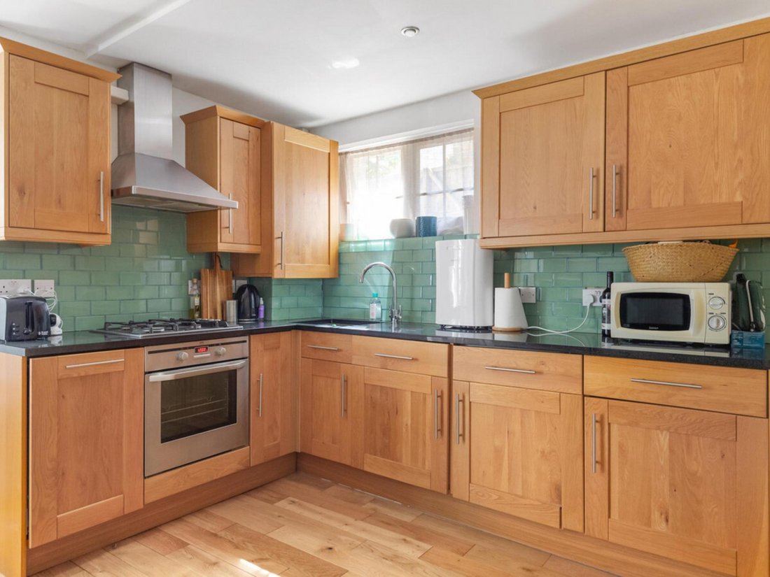 Apartment in Ealing (London Borough of Ealing), Ealing, England 4 - 17760199