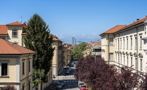 Appartamento a Crimea, Torino, Italia 1