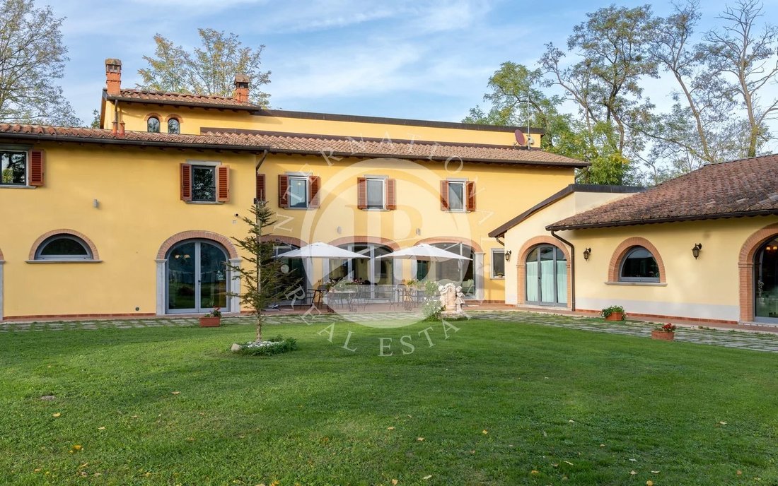 Estate in Vicchio, Tuscany, Italy 2 - 17758972