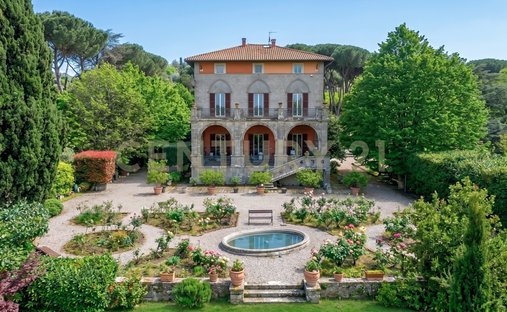 Villa in Soriano Nel Cimino, Lazio, Italy 1