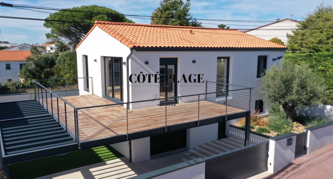 House in Vaux-sur-Mer, Nouvelle-Aquitaine, France 1 - 17755964