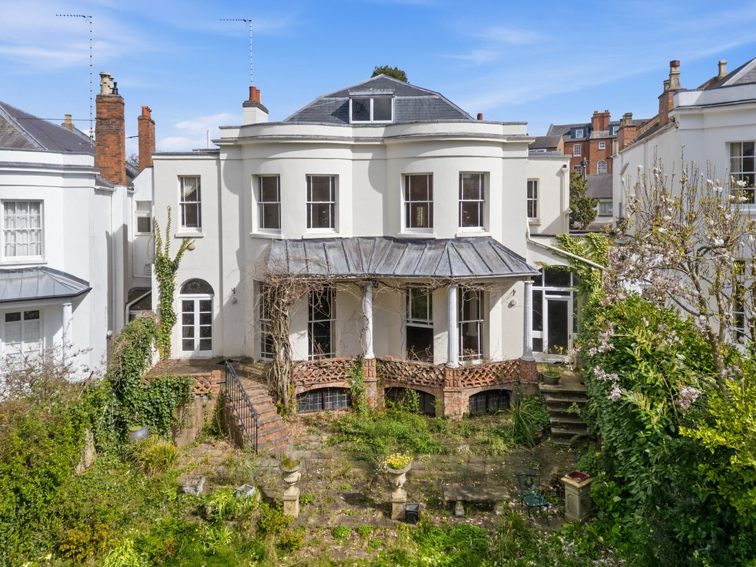Villa in Leamington Spa, England 1 - 17762157