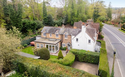 House in Sunninghill, England 1