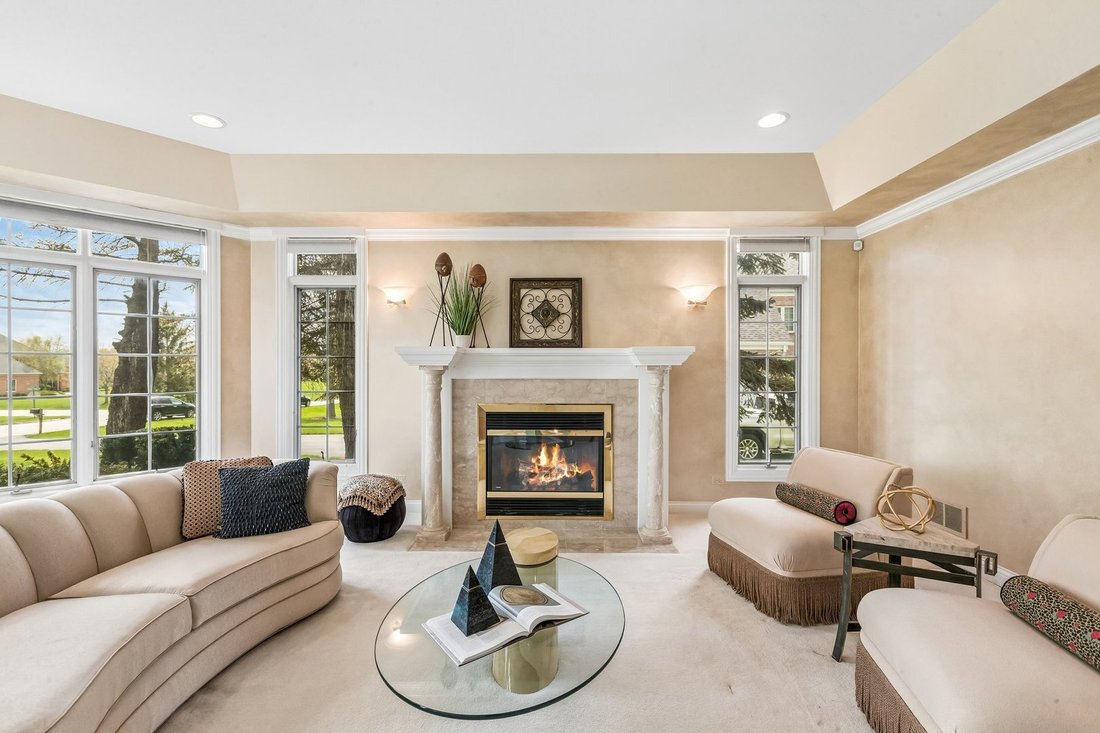 House in Hawthorn Woods, Illinois, United States 3 - 17759358