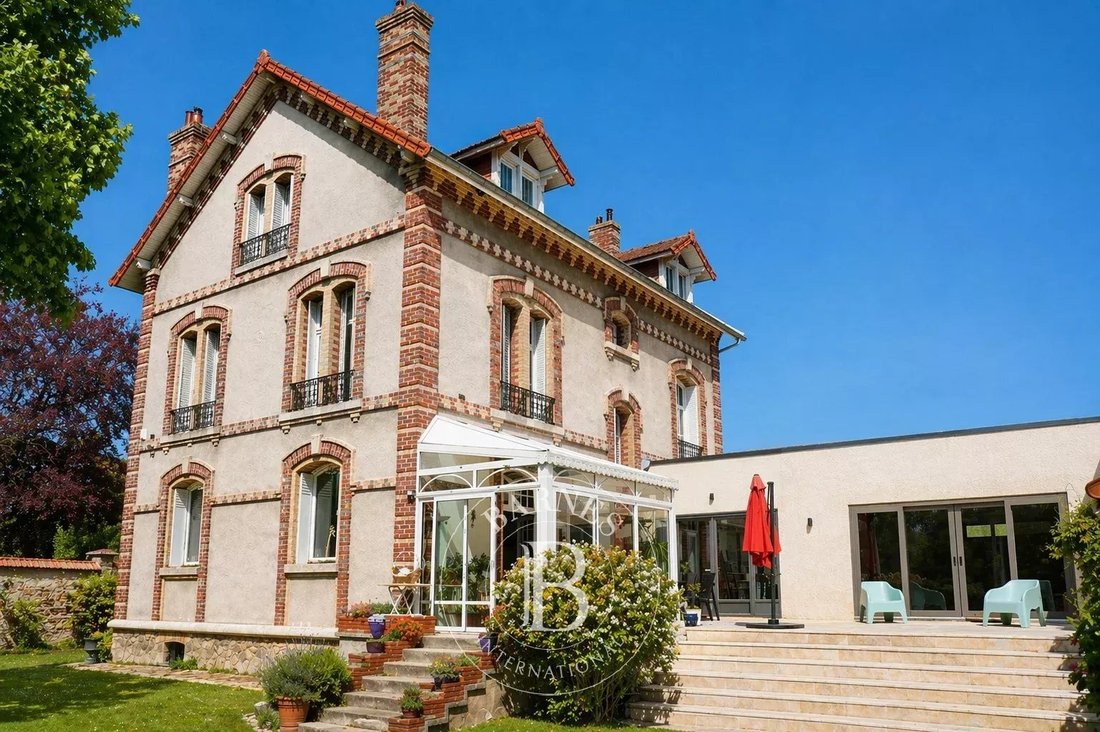 House in Gisors, Normandy, France 2 - 17757237