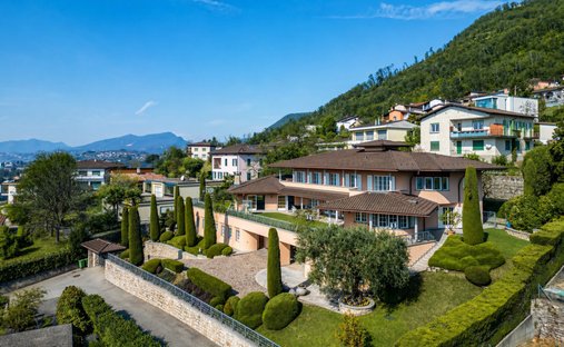 House in Sagno, Vacallo, Ticino 1