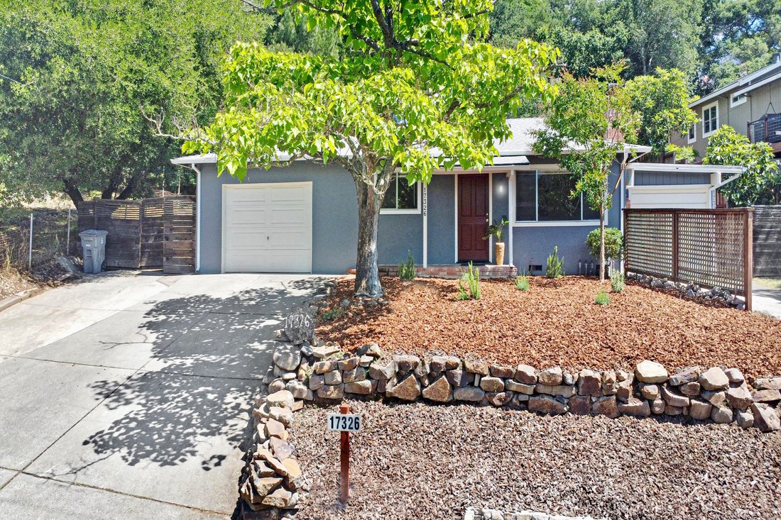 Sonoma, California, United States 1 - 17762816