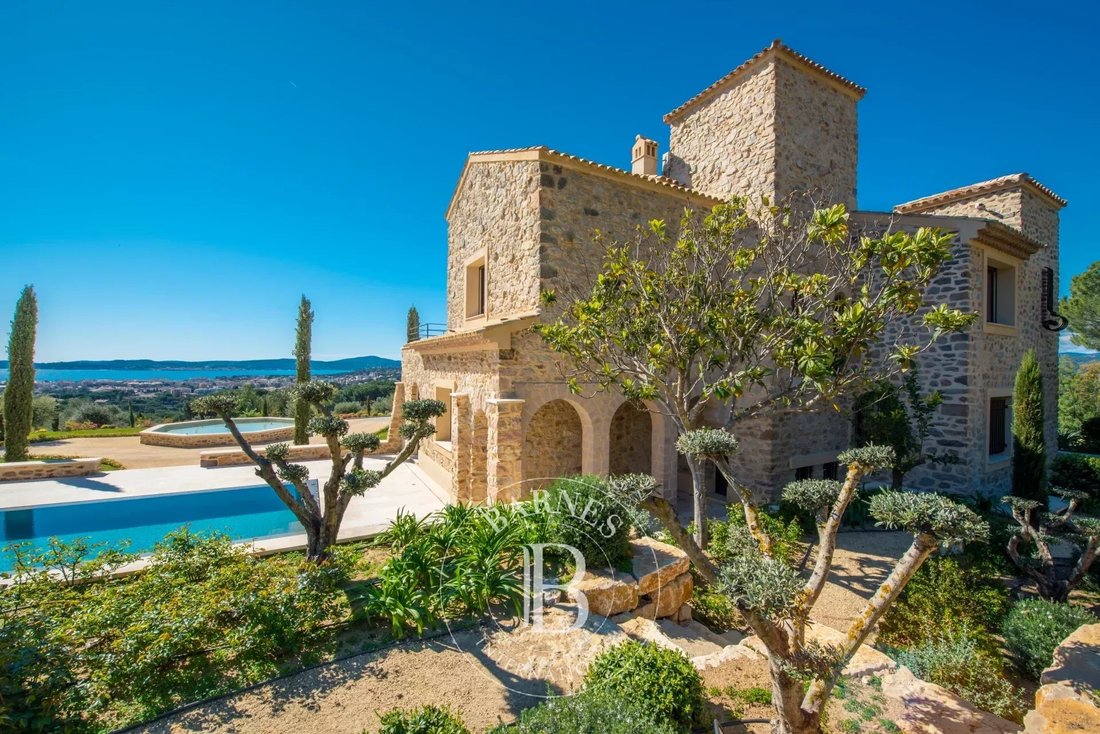 Estate in Basse Suane-Les Virgiles, Sainte-Maxime, France 2 - 17756576